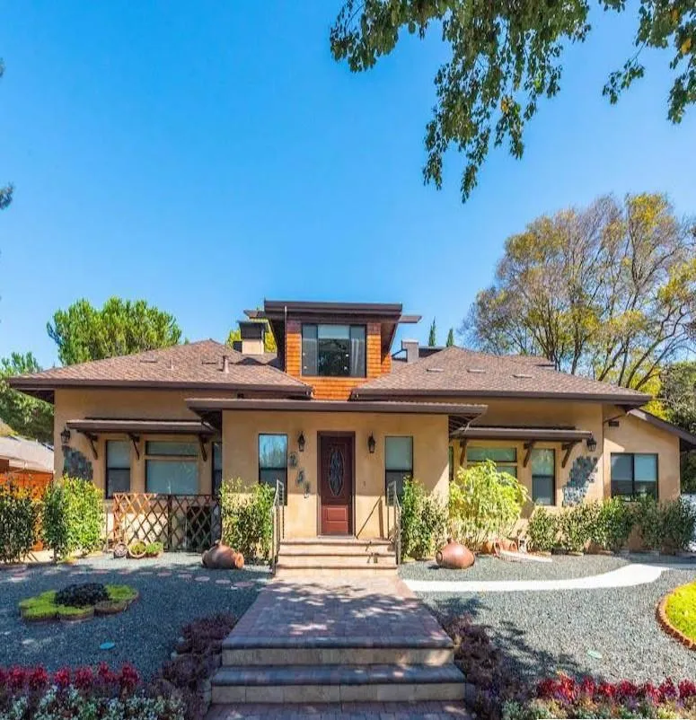 251 Middlefield Road Palo Alto, CA 94301