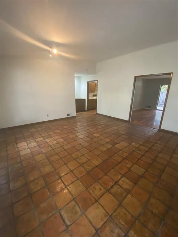 7946 Habersham Lane Dallas, TX 75248