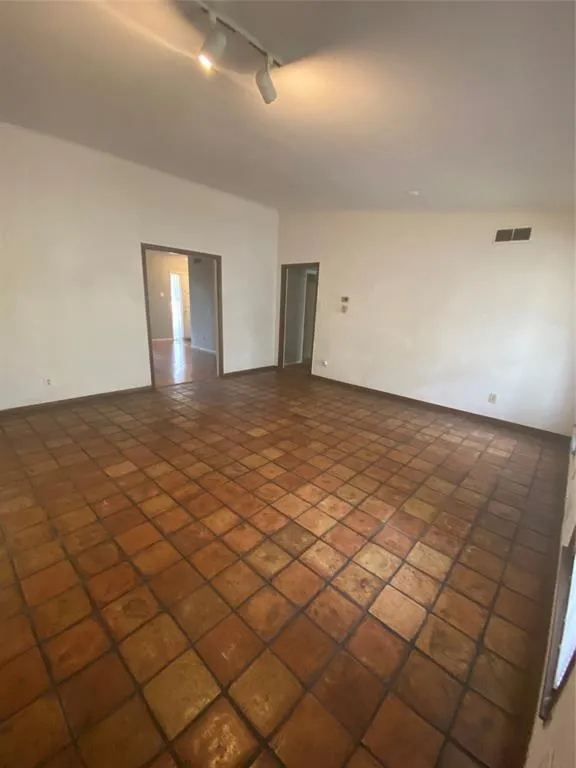 7946 Habersham Lane Dallas, TX 75248