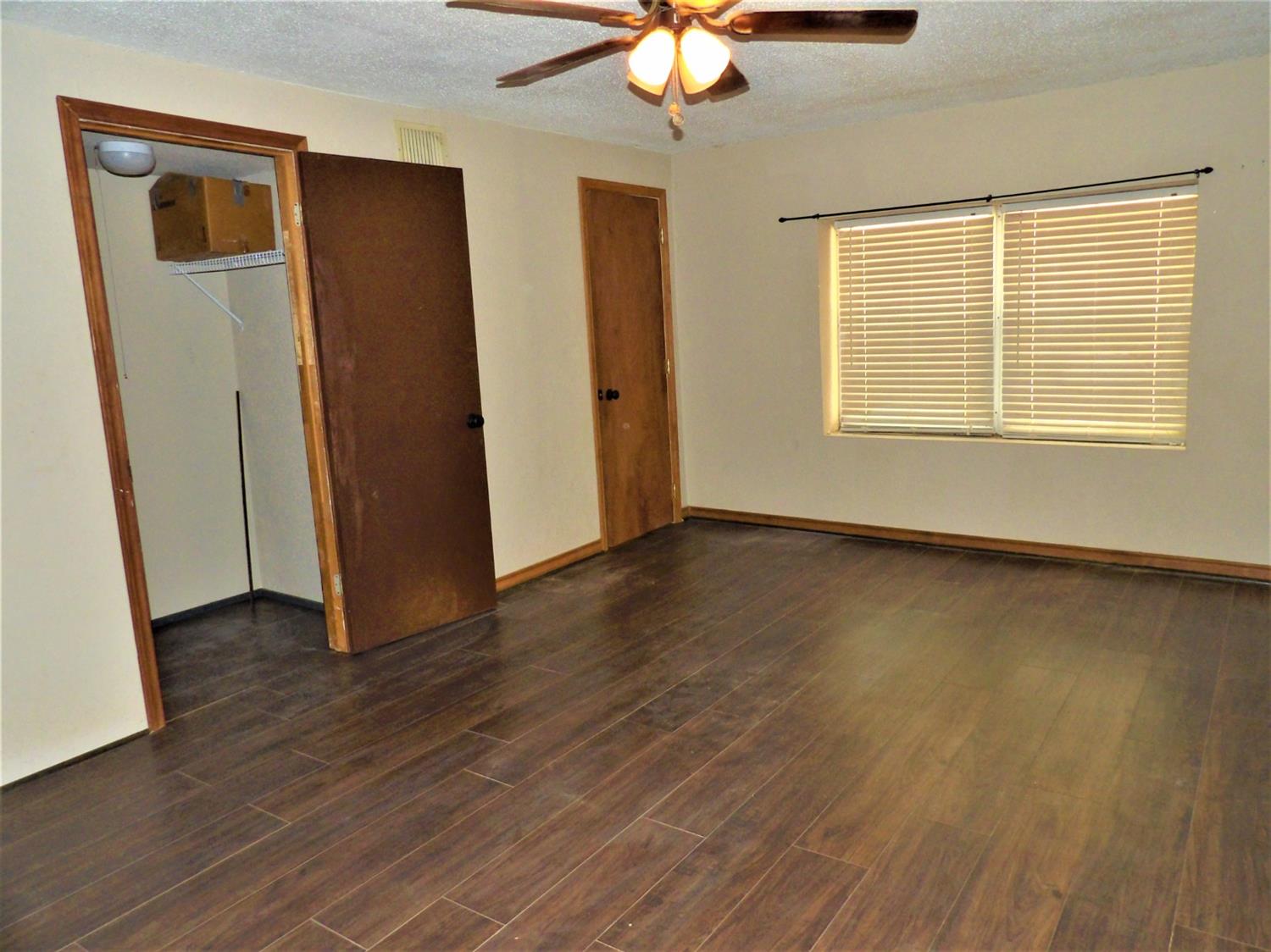 36 Kit Carson Lane Lubbock, TX 79404