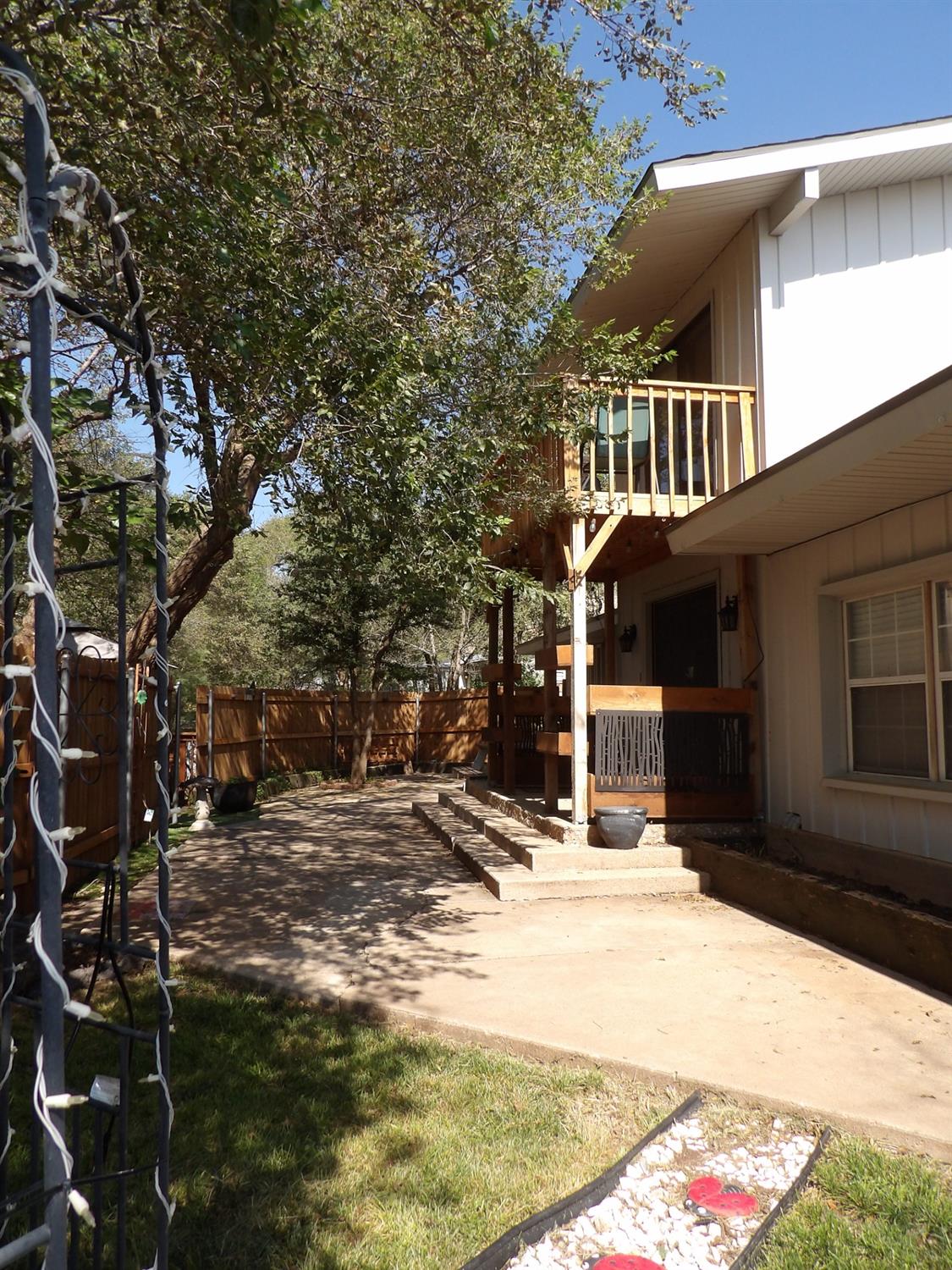 36 Kit Carson Lane Lubbock, TX 79404