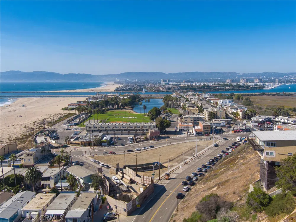 6929 Vista Del Mar Playa del Rey, CA 90293