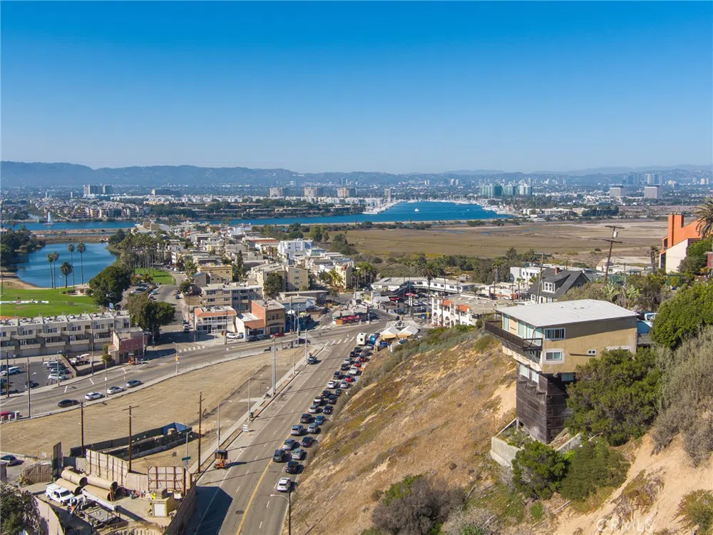 6929 Vista Del Mar Playa del Rey, CA 90293