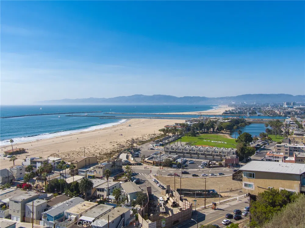 6929 Vista Del Mar Playa del Rey, CA 90293