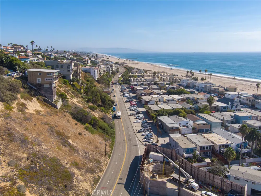 6929 Vista Del Mar Playa del Rey, CA 90293