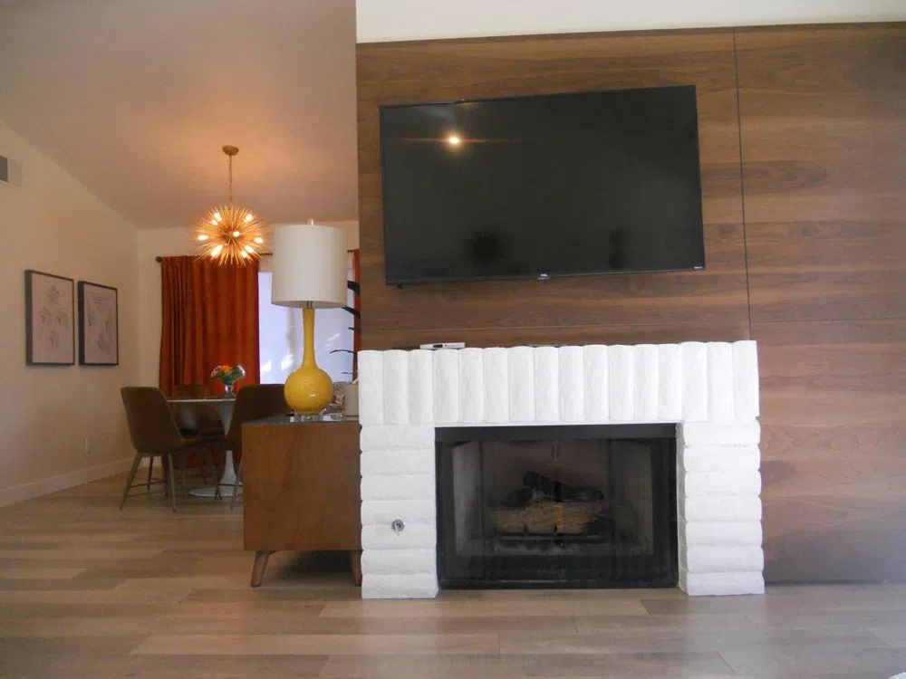117 Juan Circle Palm Desert, CA 92260