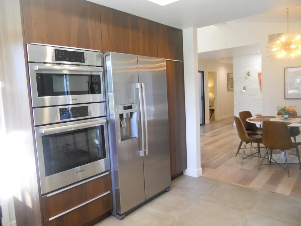117 Juan Circle Palm Desert, CA 92260