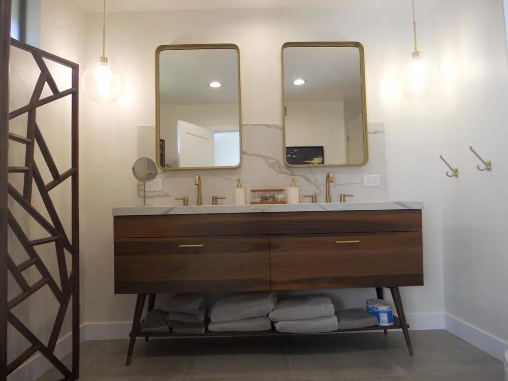 117 Juan Circle Palm Desert, CA 92260