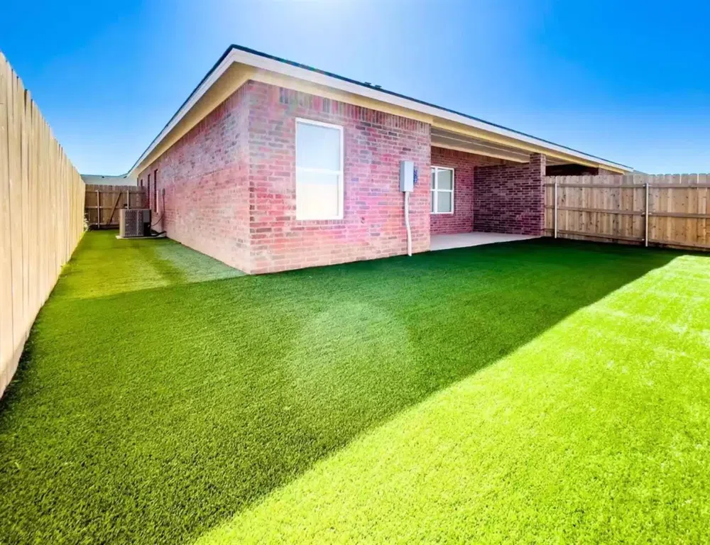 1603 Ave O Shallowater, TX 79363