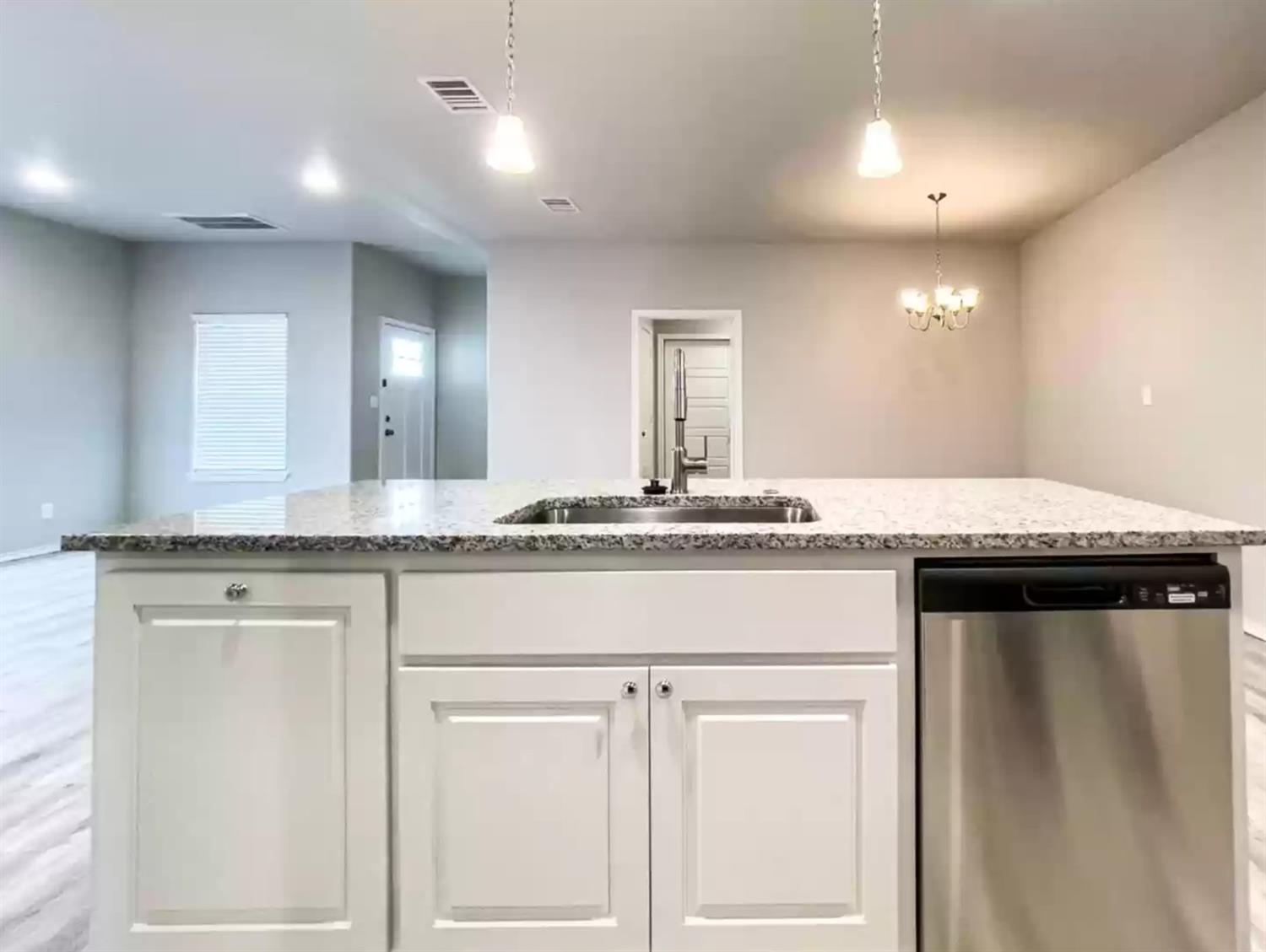 1603 Ave O Shallowater, TX 79363