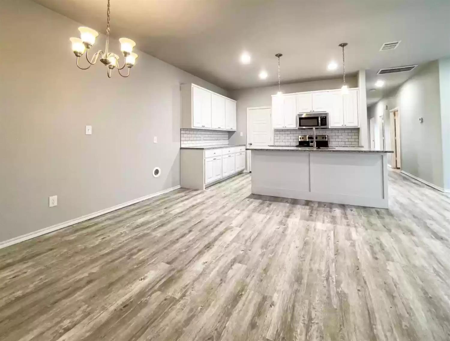 1603 Ave O Shallowater, TX 79363