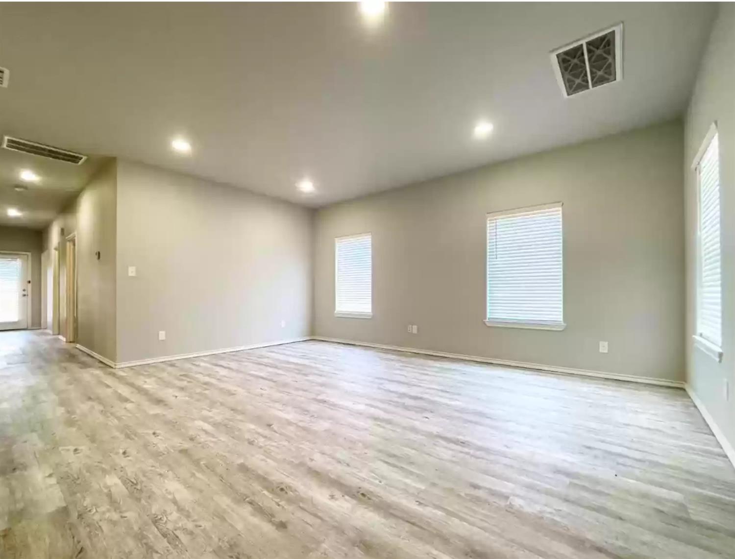 1603 Ave O Shallowater, TX 79363