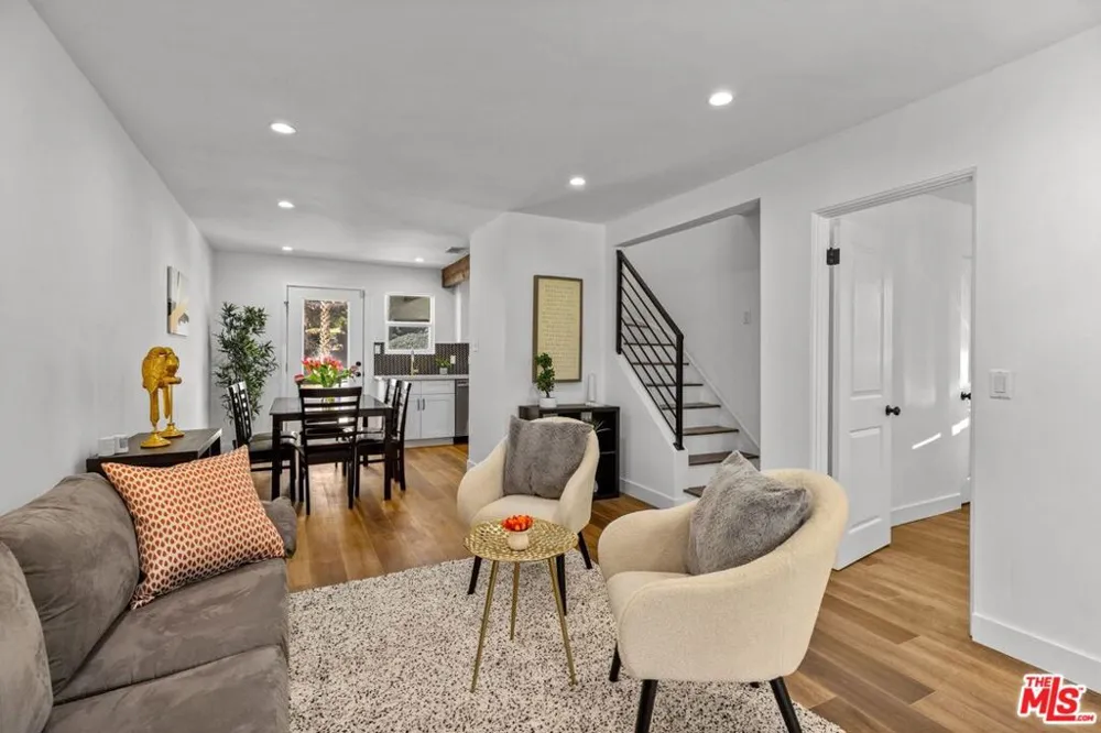 231 W Cedar Avenue Burbank, CA 91502