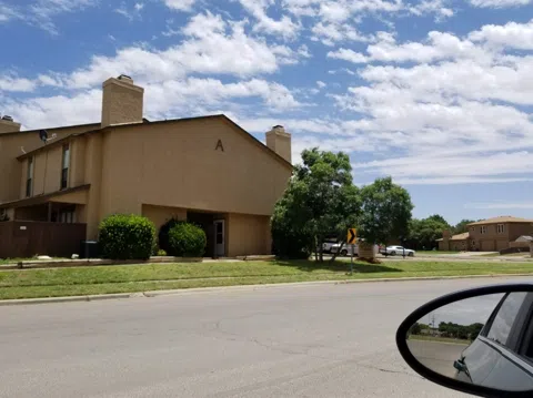 8601 Memphis Drive