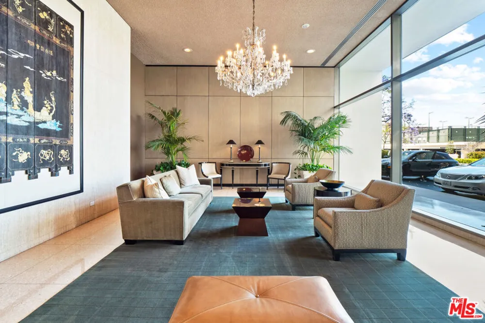 2220 Avenue Of The Stars #1501 Los Angeles, CA 90067