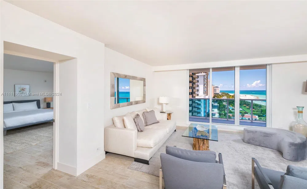 102 24th St #1019 Miami Beach, FL 33139