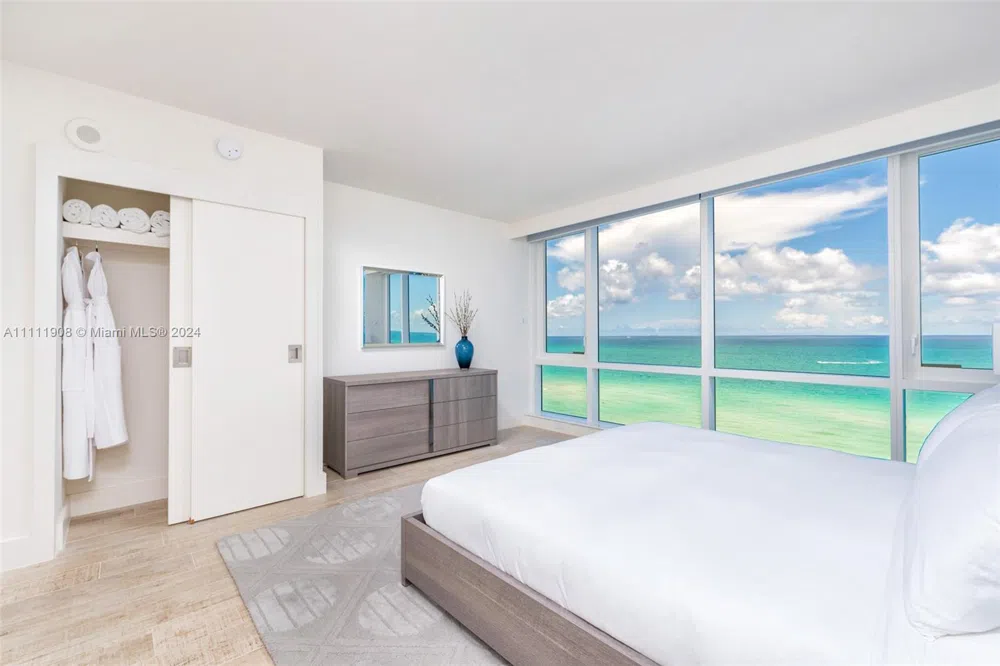 102 24th St #1019 Miami Beach, FL 33139