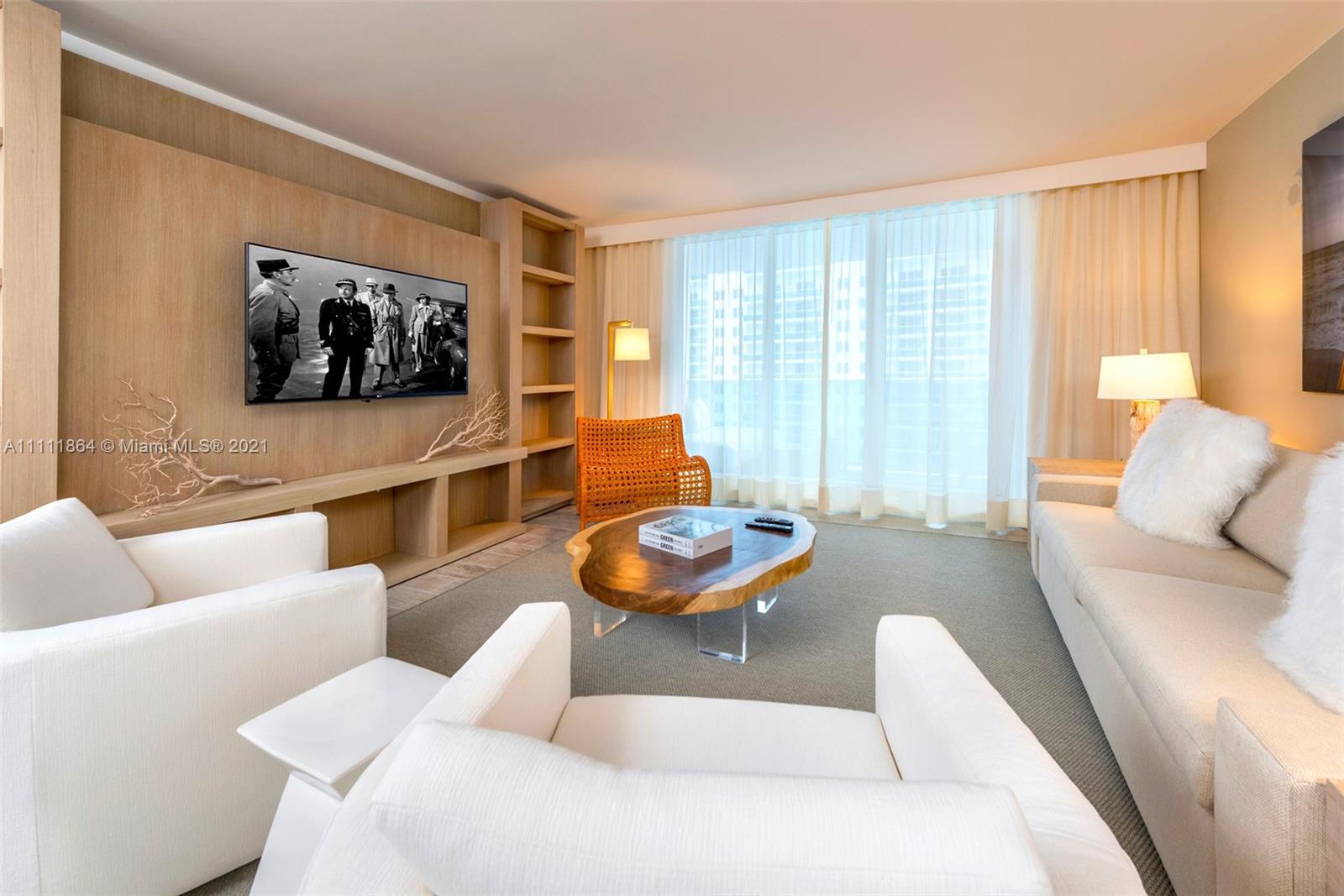 102 24th St #906 Miami Beach, FL 33139