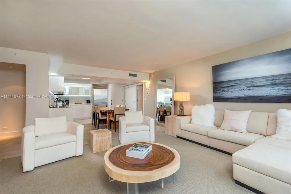 102 24th St #915 Miami Beach, FL 33139