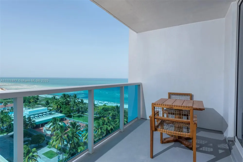 102 24th St #915 Miami Beach, FL 33139