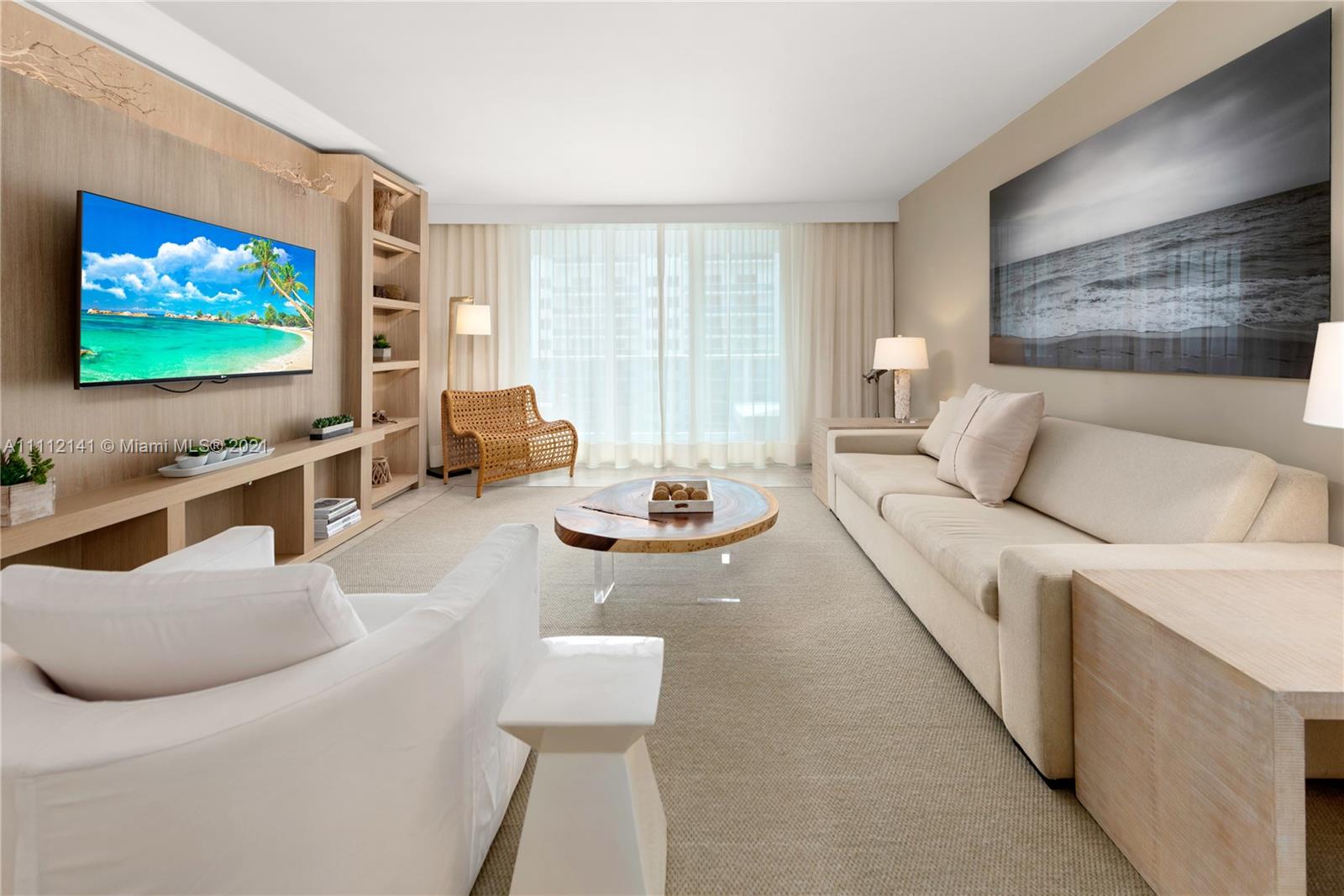 102 24th St #1208 Miami Beach, FL 33139