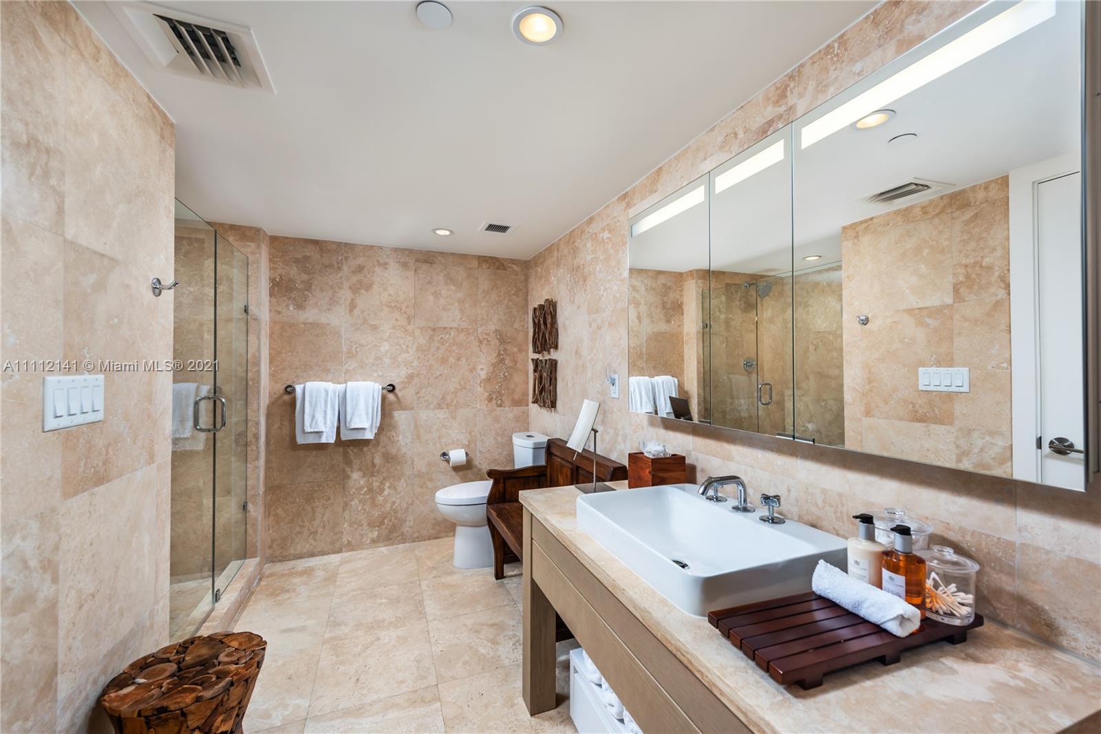 102 24th St #1208 Miami Beach, FL 33139