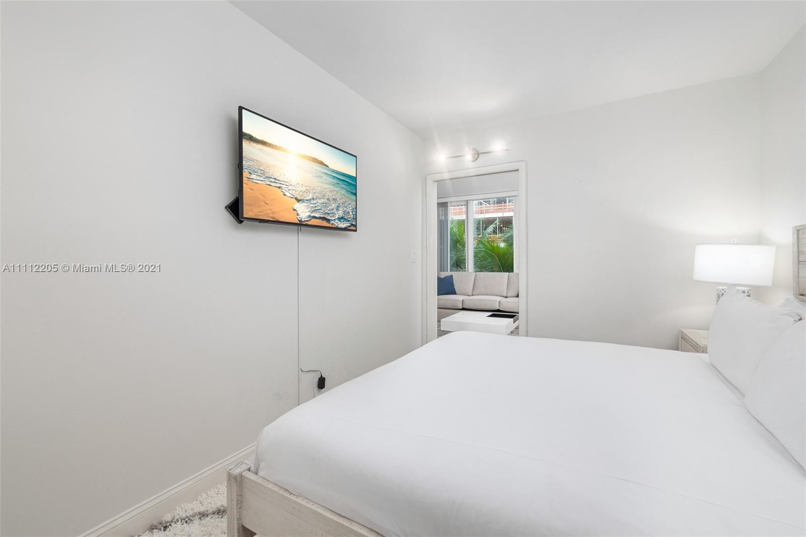 2301 Collins Ave #328 Miami Beach, FL 33139