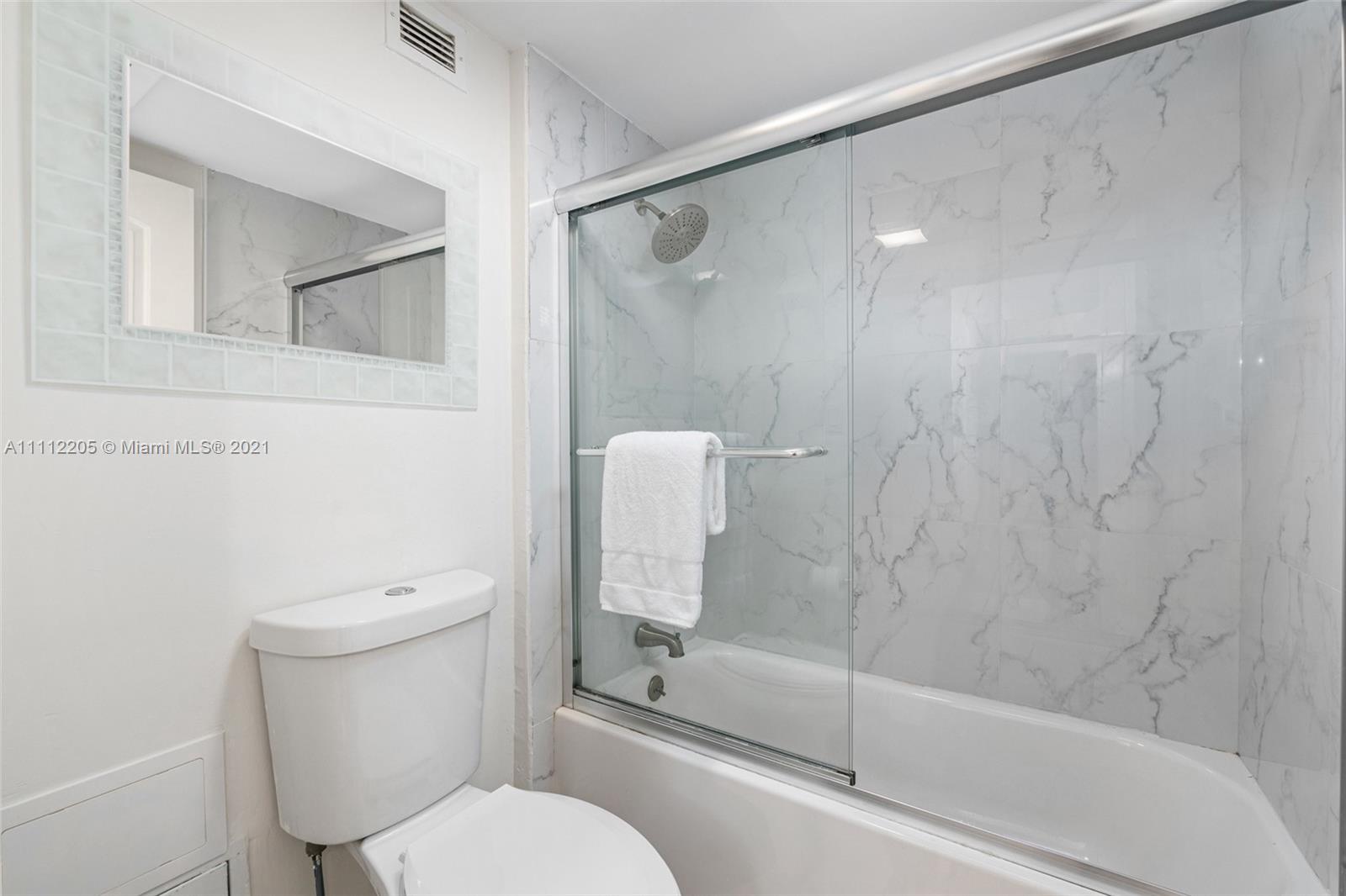 2301 Collins Ave #328 Miami Beach, FL 33139