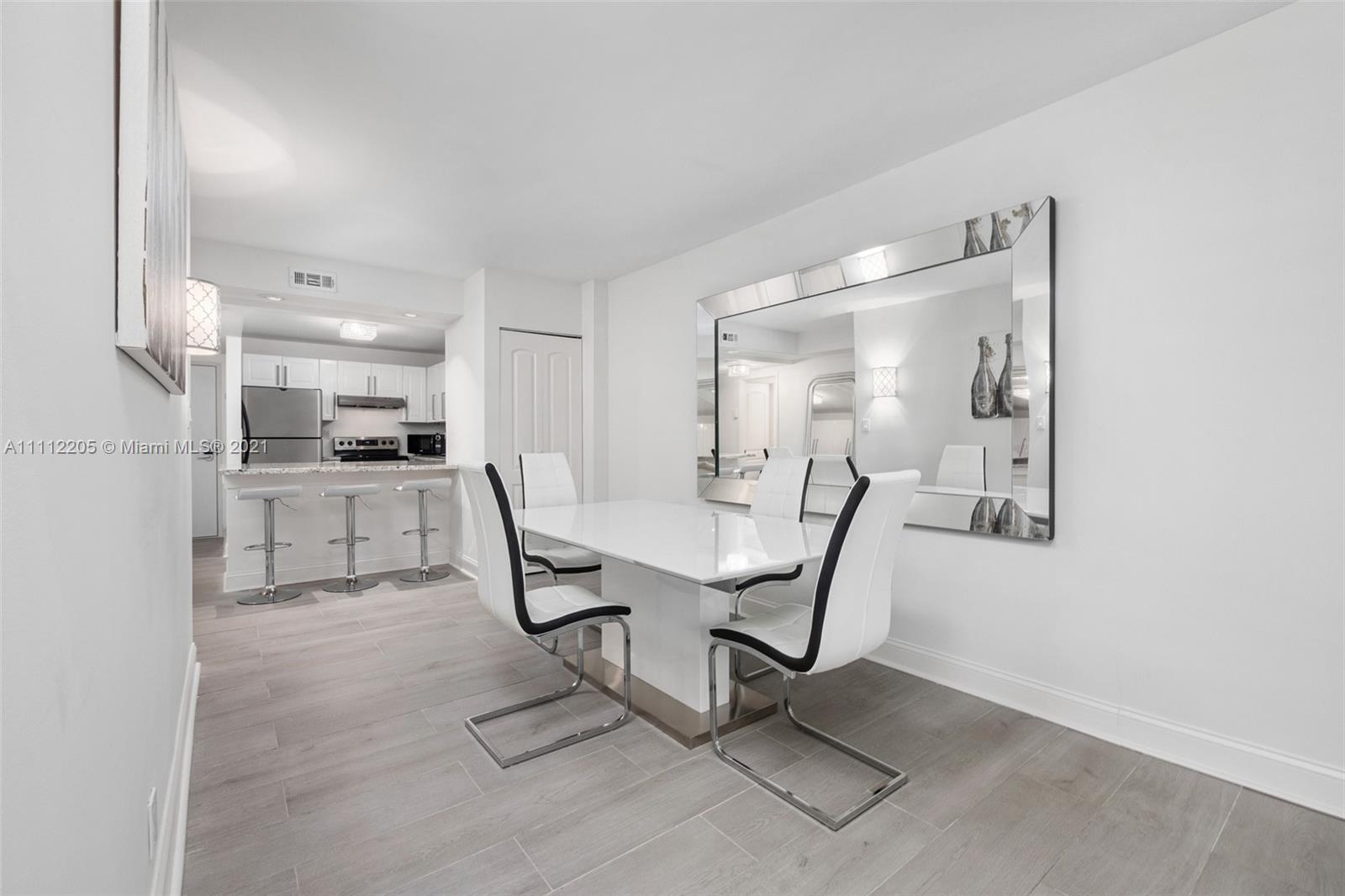 2301 Collins Ave #328 Miami Beach, FL 33139