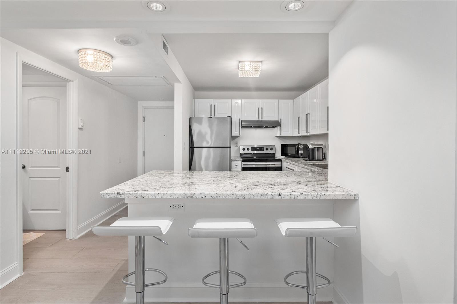 2301 Collins Ave #328 Miami Beach, FL 33139
