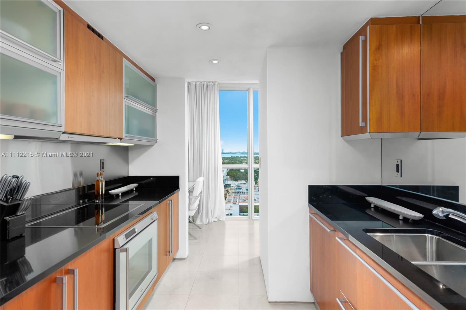 101 20th St #2401 Miami Beach, FL 33139