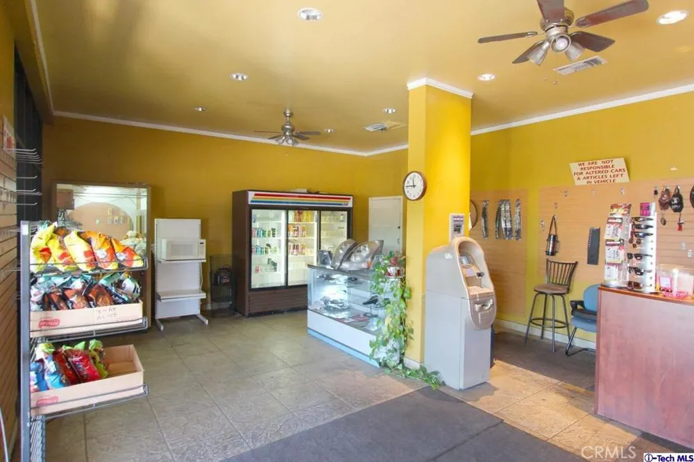 405 E Rosecrans Avenue Gardena, CA 90248