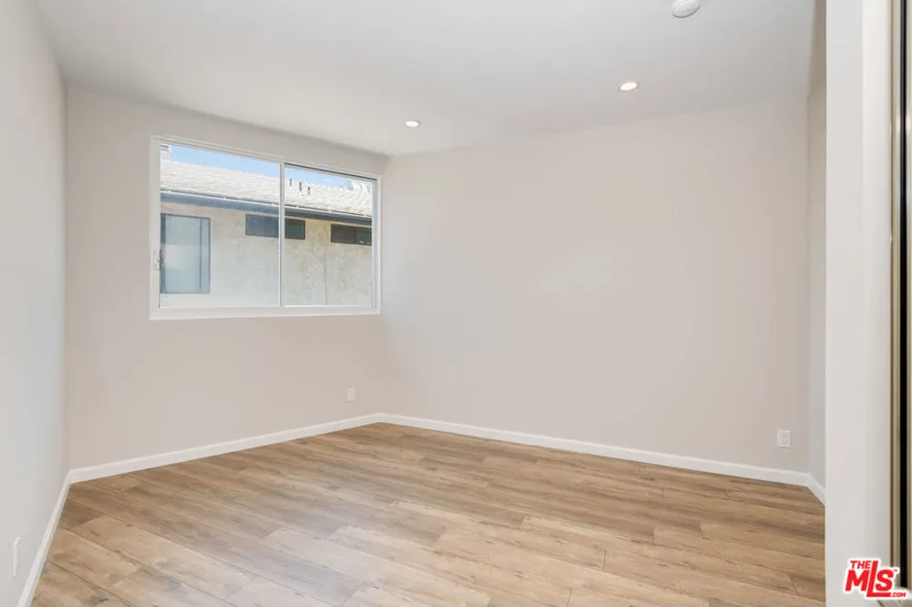 842 11Th Street #8 Santa Monica, CA 90403