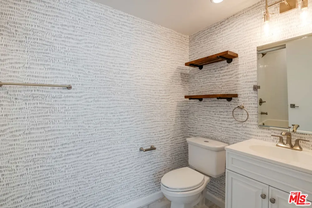 842 11Th Street #8 Santa Monica, CA 90403