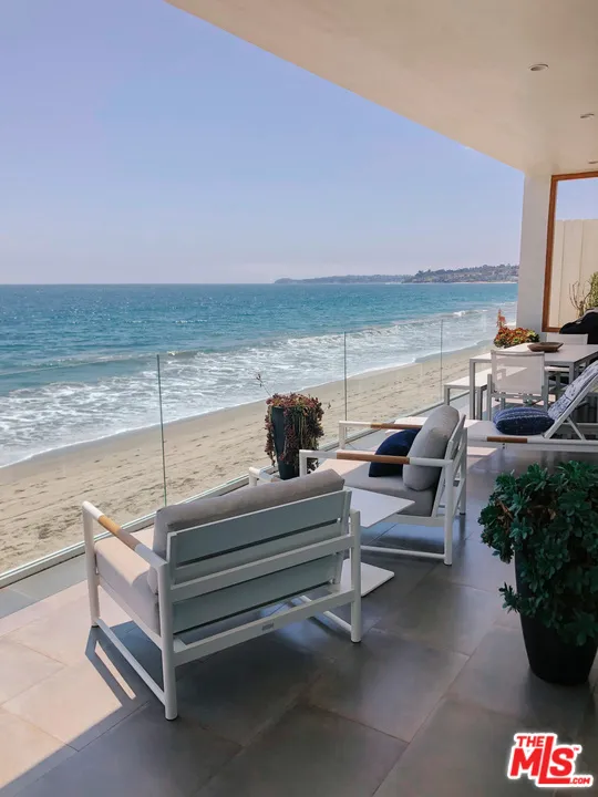 25366 Malibu Road #1 Malibu, CA 90265
