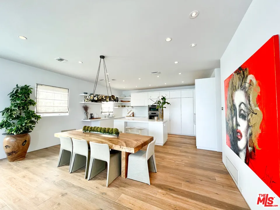 25366 Malibu Road #1 Malibu, CA 90265