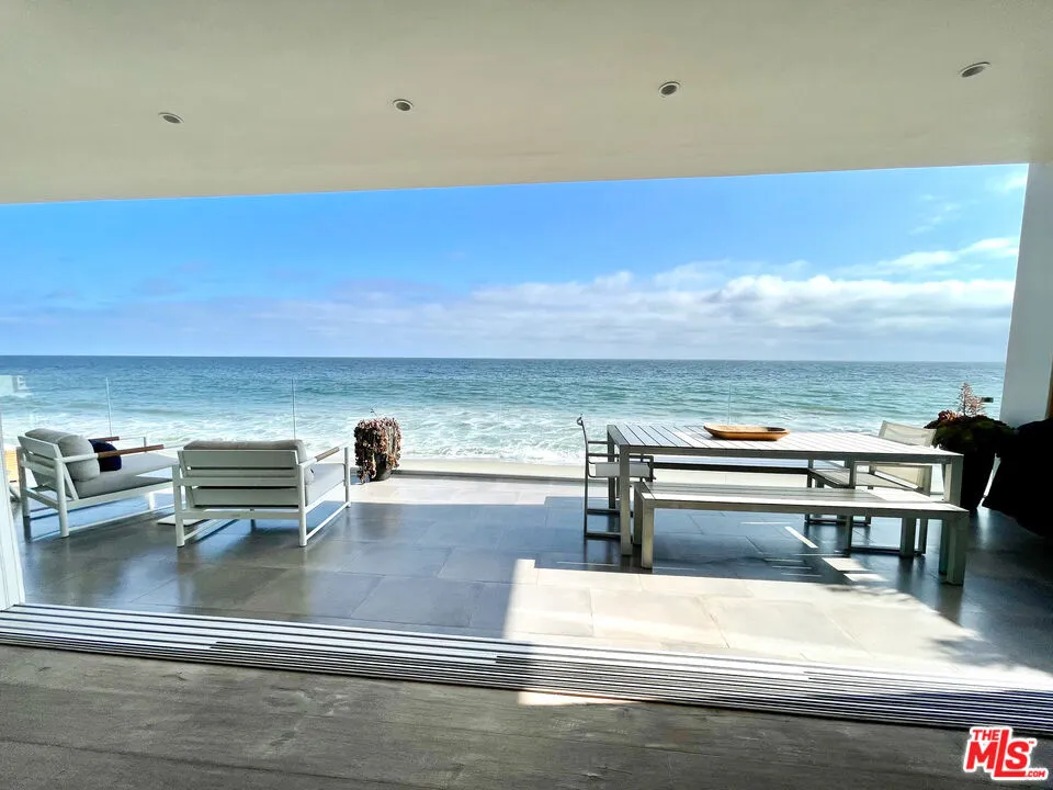 25366 Malibu Road #1 Malibu, CA 90265