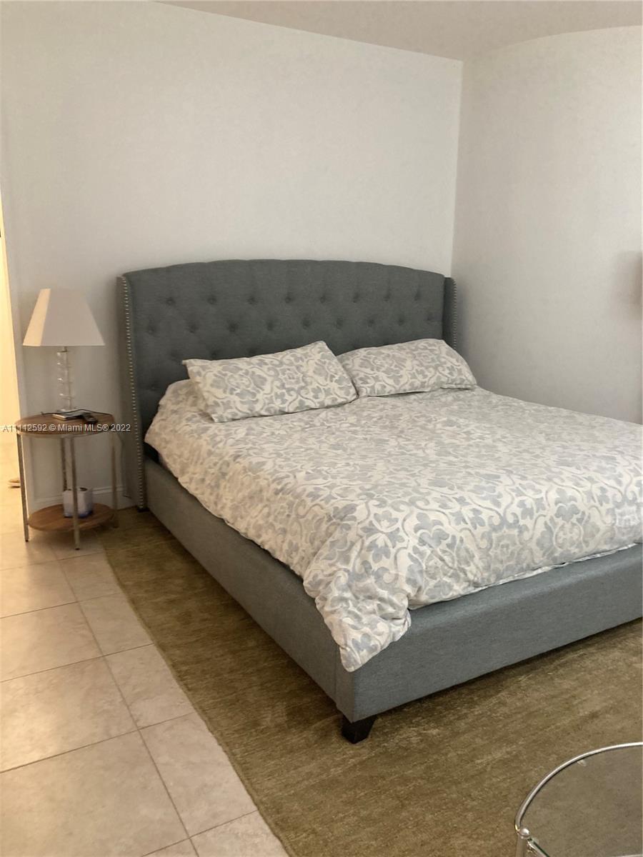 5161 Collins Ave #210 Miami Beach, FL 33140