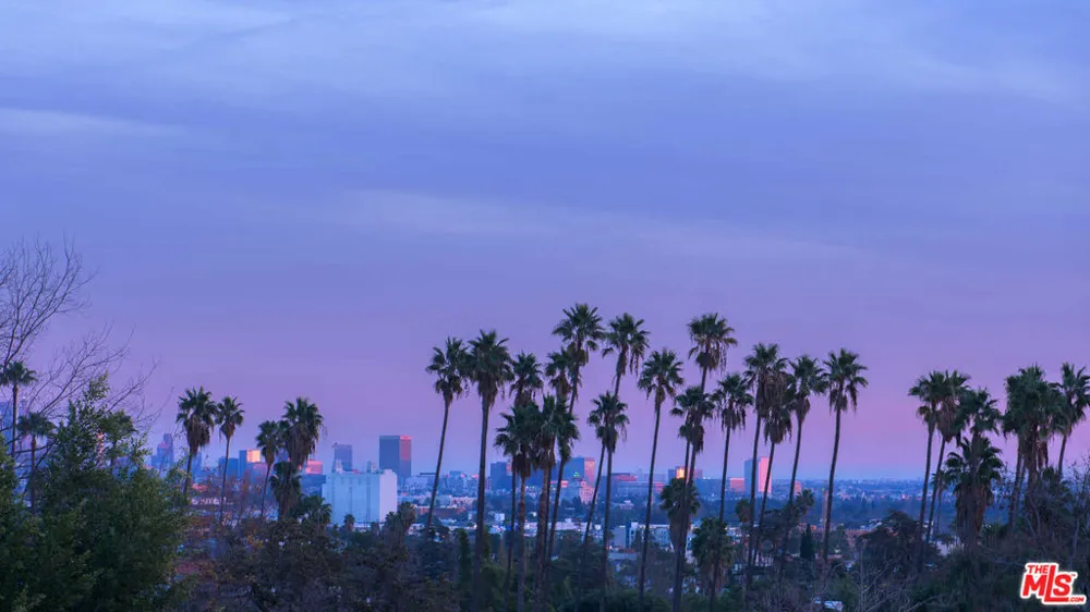 7801 Hillside Avenue Los Angeles, CA 90046