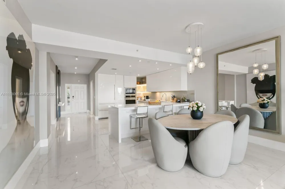19143 Fisher Island Dr #19143 Miami Beach, FL 33109