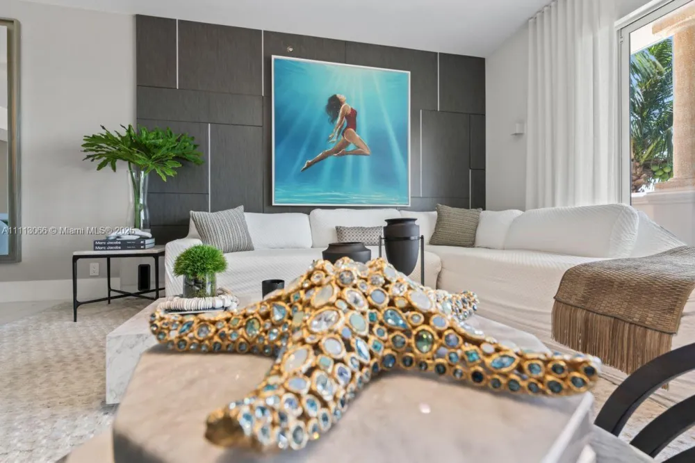 19143 Fisher Island Dr #19143 Miami Beach, FL 33109