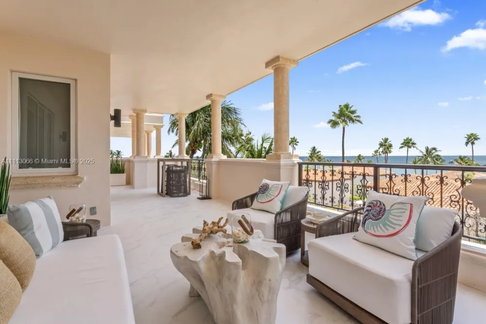 19143 Fisher Island Dr #19143 Miami Beach, FL 33109