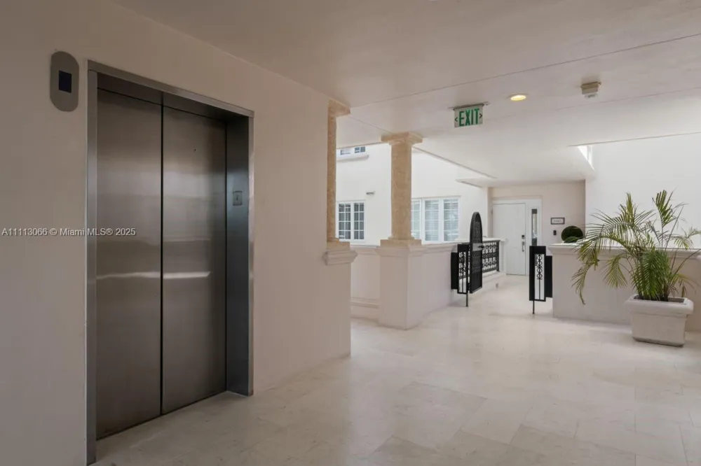 19143 Fisher Island Dr #19143 Miami Beach, FL 33109