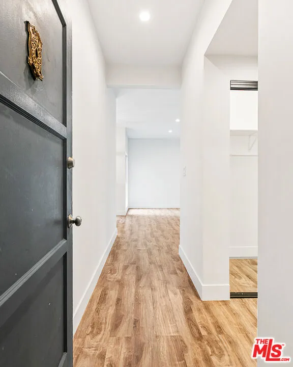7223 Willoughby Avenue #105 Los Angeles, CA 90046