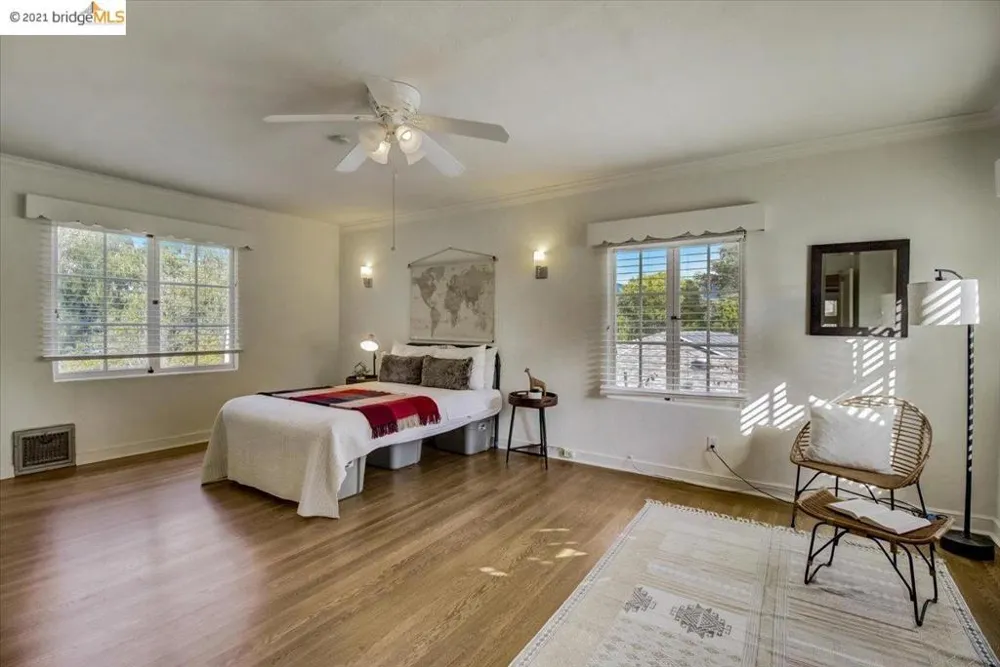 882 Alma Pl Oakland, CA 94610
