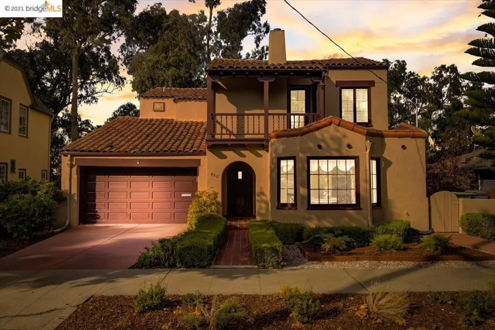 882 Alma Pl Oakland, CA 94610