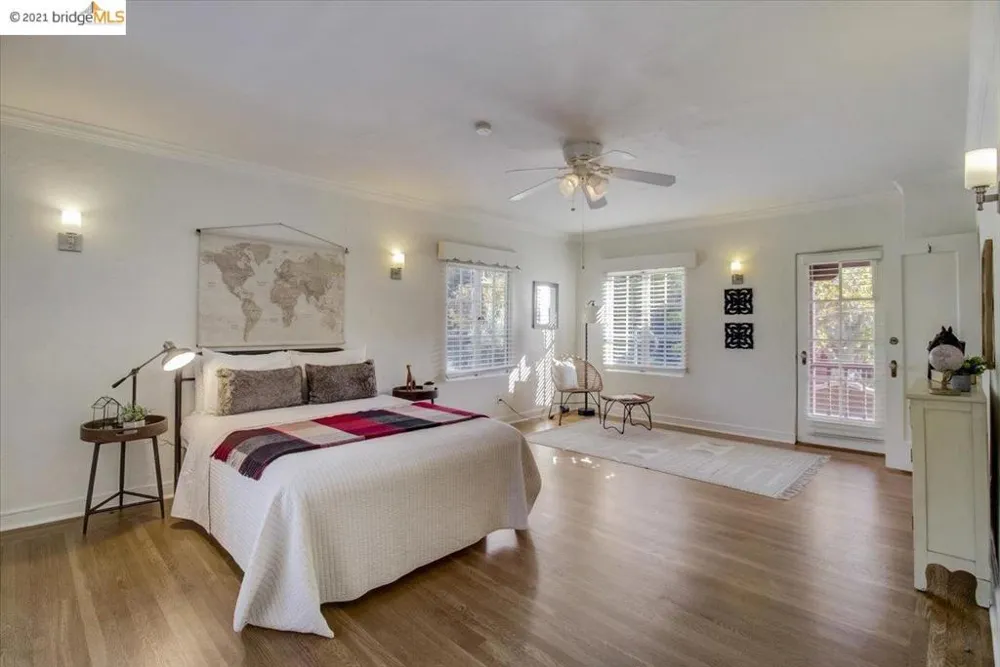 882 Alma Pl Oakland, CA 94610