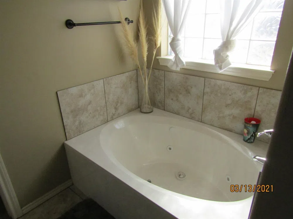1404 5th Street Plains, TX 79355