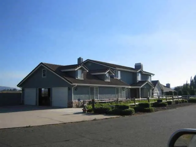 Avenida Estrada Temecula, CA 92591