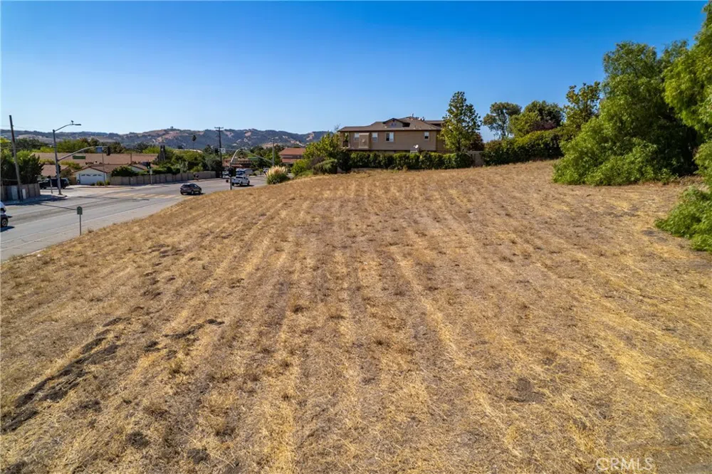 845 Creston Road Paso Robles, CA 93446